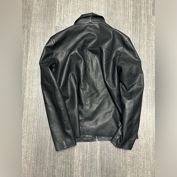 Black leather jacket size L - Picture 2 of 2
